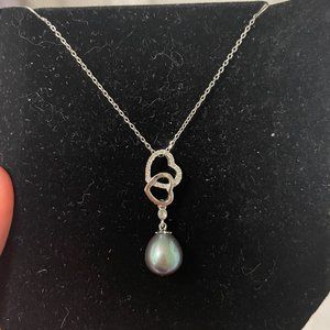 NWOT Black Pearl & Diamond Necklace on 14k White Gold Chain